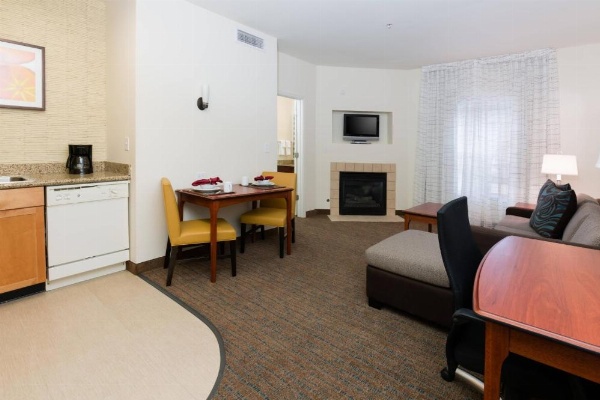 Residence Inn by Marriott Baton Rouge near LSU image 10